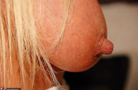 Big Nipples Porn Pics