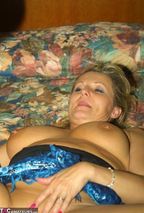 Milf Next Door Pics